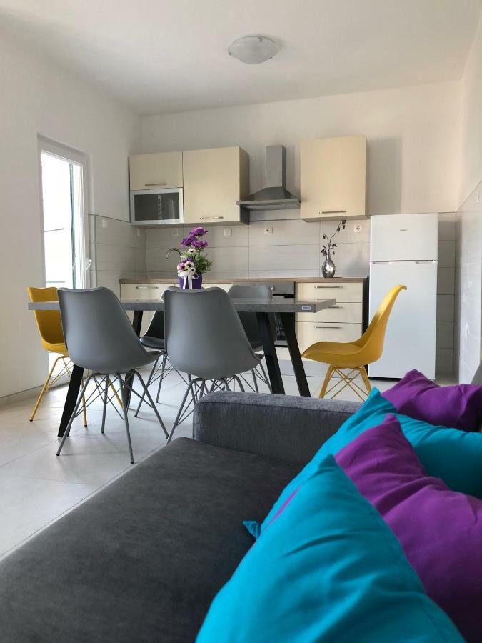 Apartments J&K Poljica  ภายนอก รูปภาพ