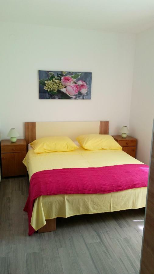 Apartments J&K Poljica  ภายนอก รูปภาพ